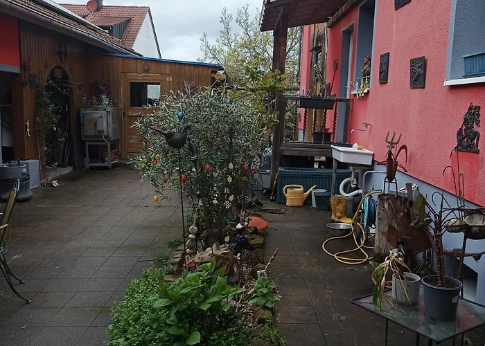 Naturfreunde Speyer 2P, Altrheinnahe, Hundefreundlich